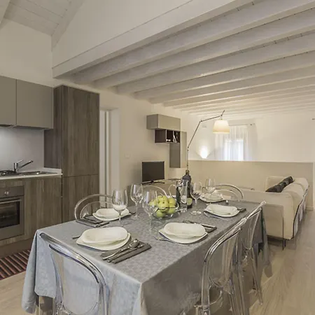 Ca' Rossini 2 Apartment