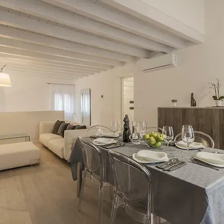 Appartement Ca' Rossini 2 *