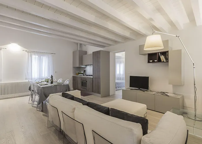 Ca' Rossini 2 Apartman